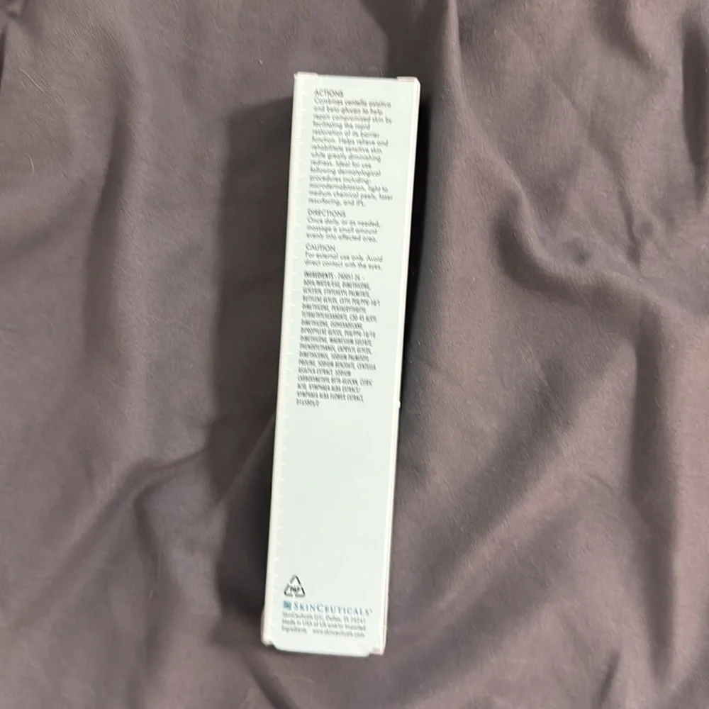 SkinCeuticals Epidermal Repair Cream - White